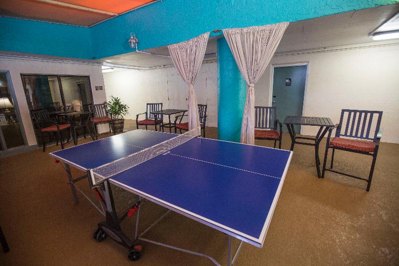 酒店 La Costa Beach Club