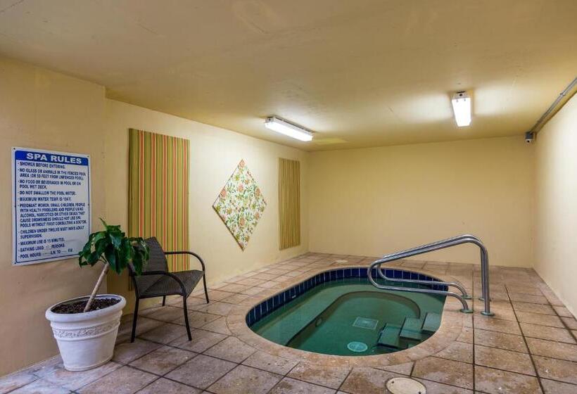 酒店 La Costa Beach Club