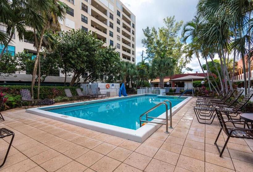 酒店 La Costa Beach Club