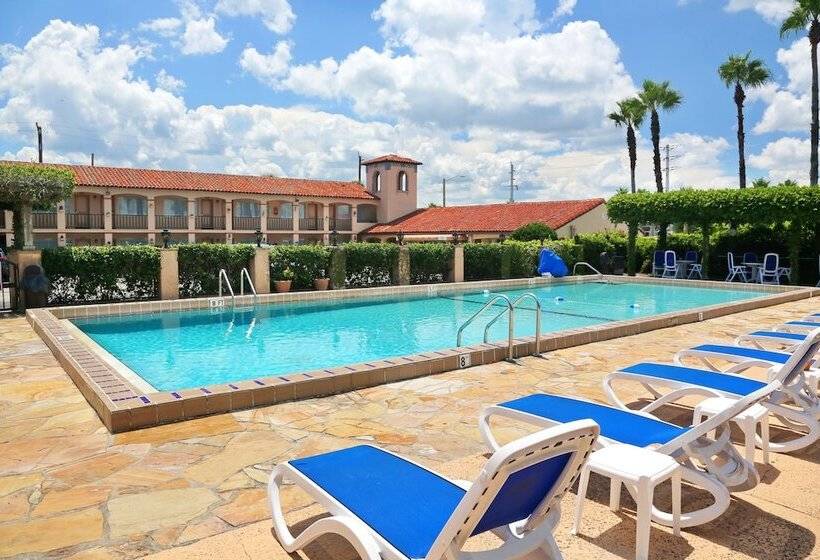 فندق La Fiesta Ocean Inn & Suites