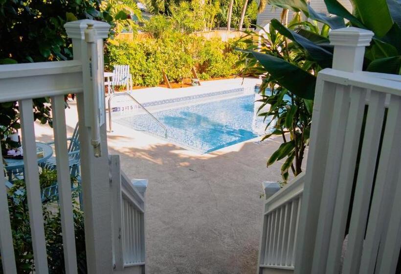 فندق La Pensione Inn   Adult Exclusive