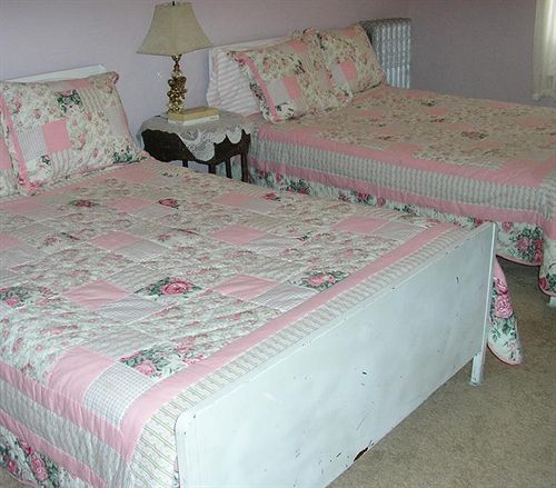 فندق La Plaza Historic  & Restaurant