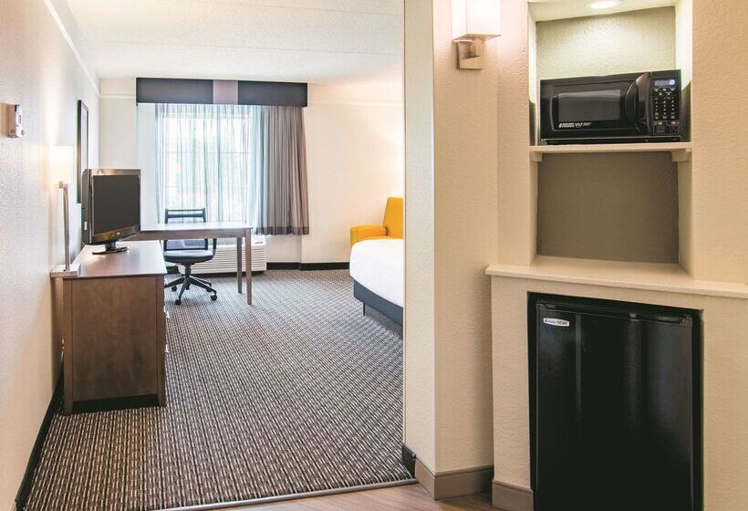 ホテル La Quinta Inn & Suites By Wyndham Fort Worth City View