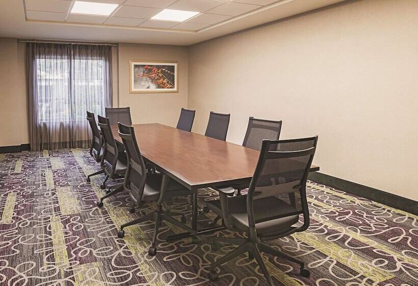 ホテル La Quinta Inn & Suites By Wyndham Fort Worth City View