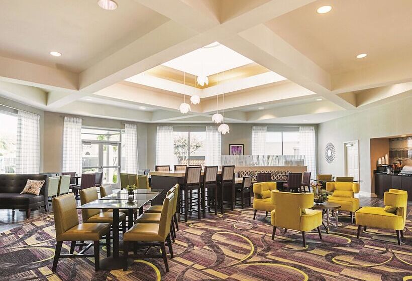 ホテル La Quinta Inn & Suites By Wyndham Fort Worth City View