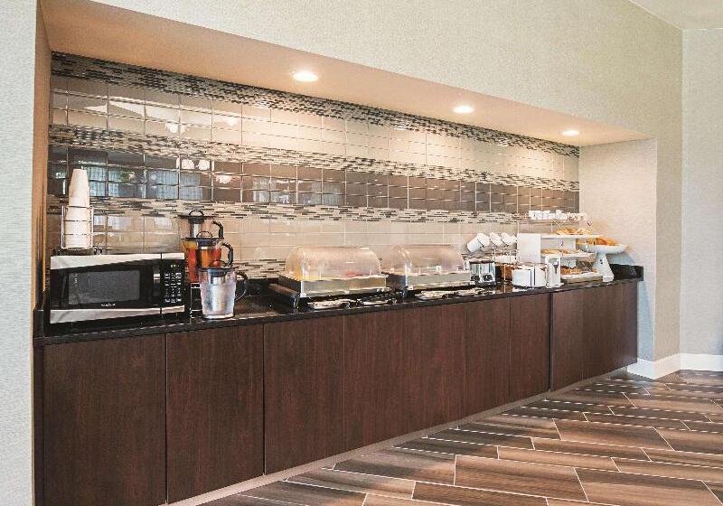 ホテル La Quinta Inn & Suites By Wyndham Fort Worth City View