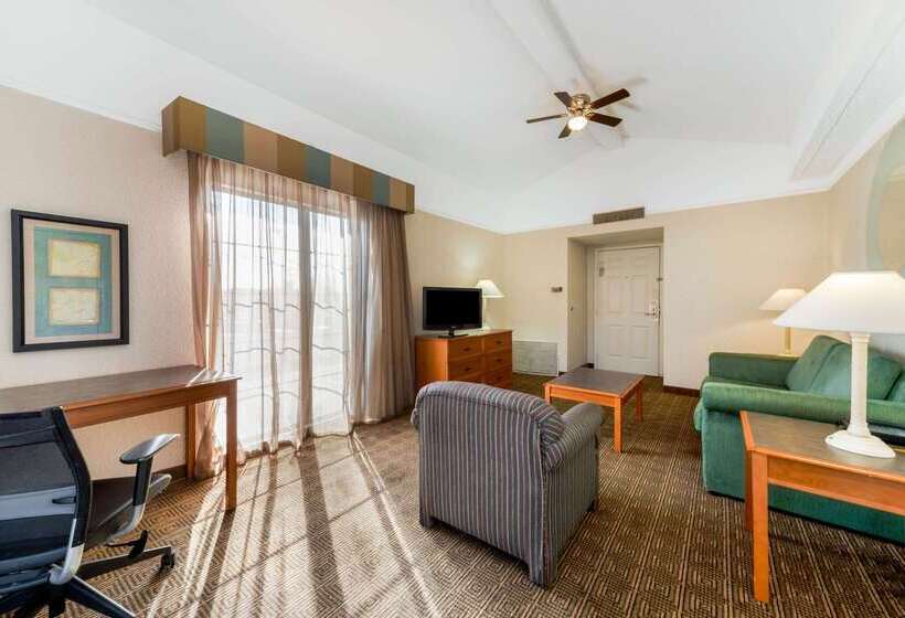 فندق La Quinta Inn By Wyndham Bossier City