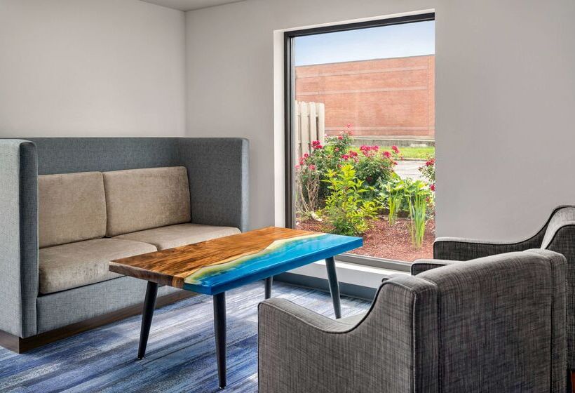 호텔 La Quinta Inn By Wyndham Columbus Airport Area