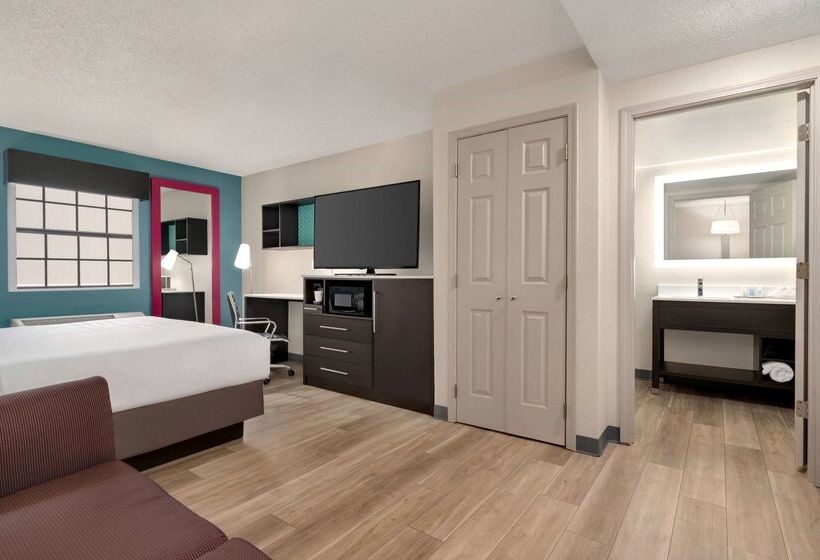 호텔 La Quinta Inn By Wyndham Columbus Airport Area