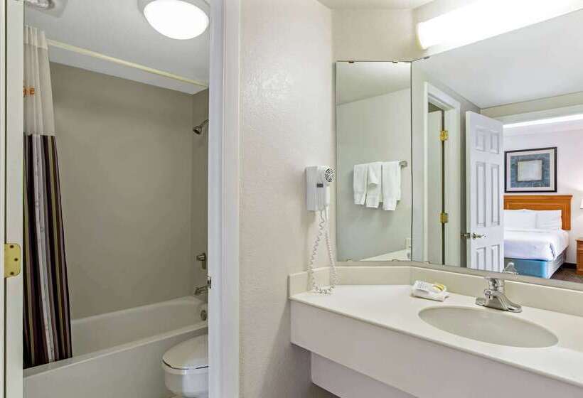 فندق La Quinta Inn By Wyndham Denver Northglenn