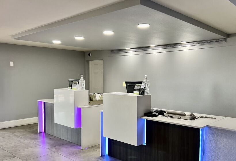 فندق La Quinta Inn By Wyndham Denver Northglenn