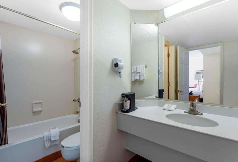 ホテル La Quinta Inn By Wyndham Huntsville Research Park