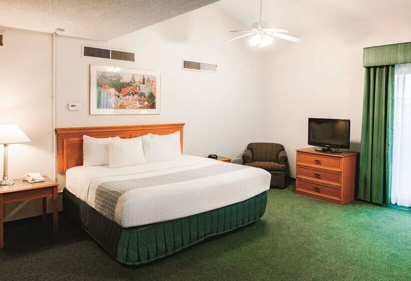 فندق La Quinta Inn By Wyndham Indianapolis Airport Lynhurst