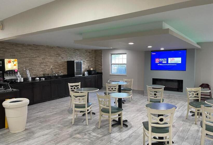 فندق La Quinta Inn By Wyndham Indianapolis Airport Lynhurst