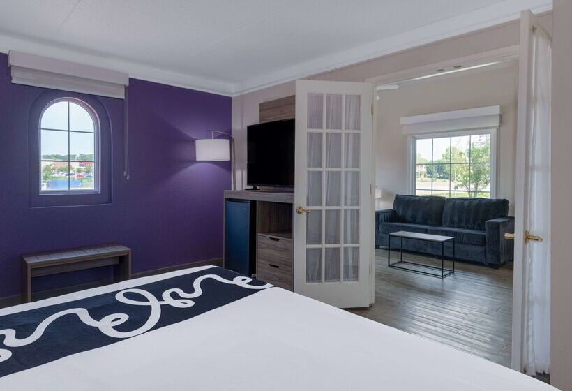 فندق La Quinta Inn By Wyndham Kansas City Lenexa