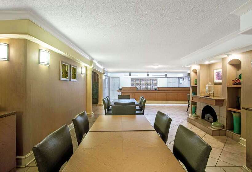 فندق La Quinta Inn By Wyndham Killeen  Fort Hood