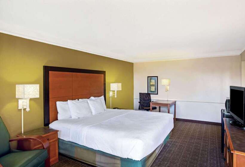 فندق La Quinta Inn By Wyndham Killeen  Fort Hood