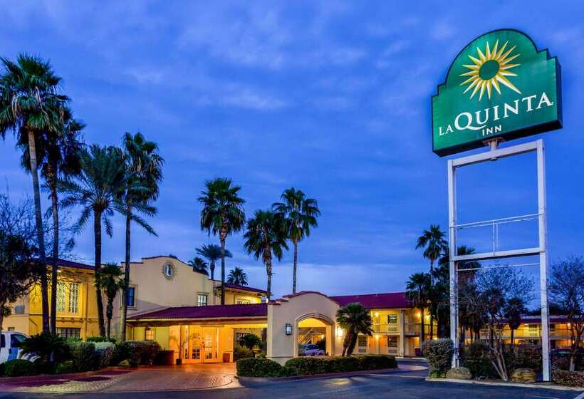 هتل La Quinta Inn By Wyndham Laredo I35