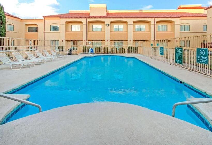هتل La Quinta Inn By Wyndham Las Cruces Mesilla Valley