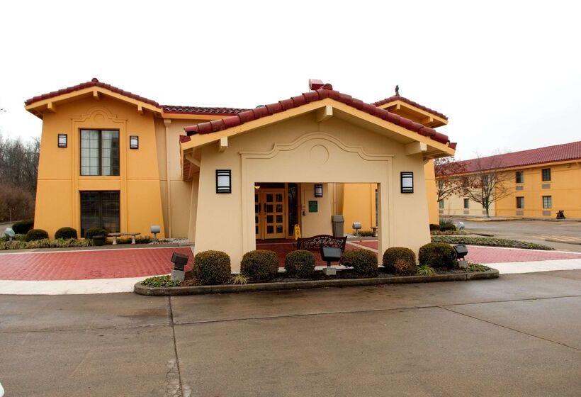 هتل La Quinta Inn Lexington Horse Park