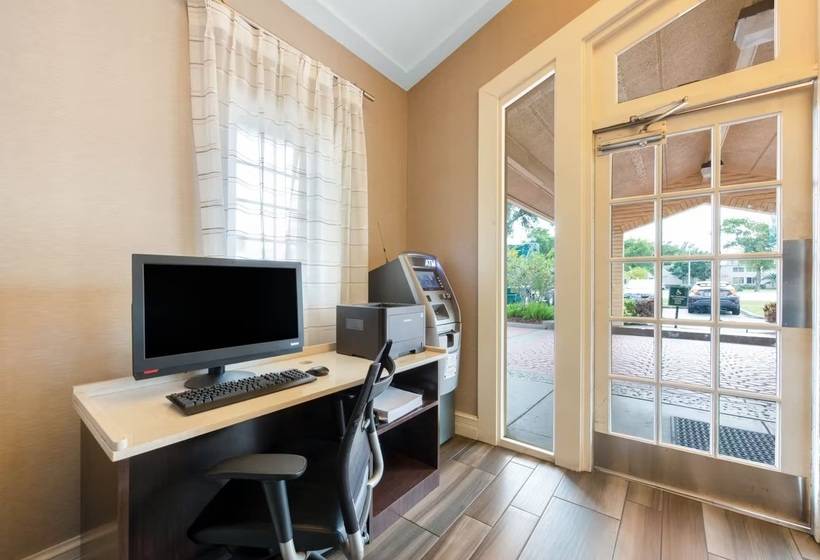 فندق La Quinta Inn By Wyndham Miami Airport North