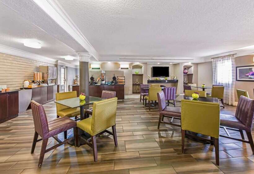 فندق La Quinta Inn By Wyndham Miami Airport North