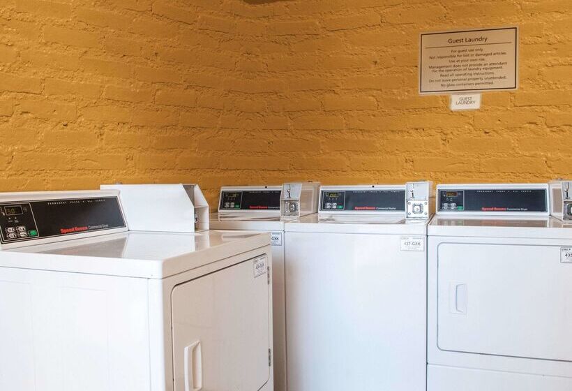 ホテル La Quinta Inn By Wyndham New Orleans Veterans / Metairie