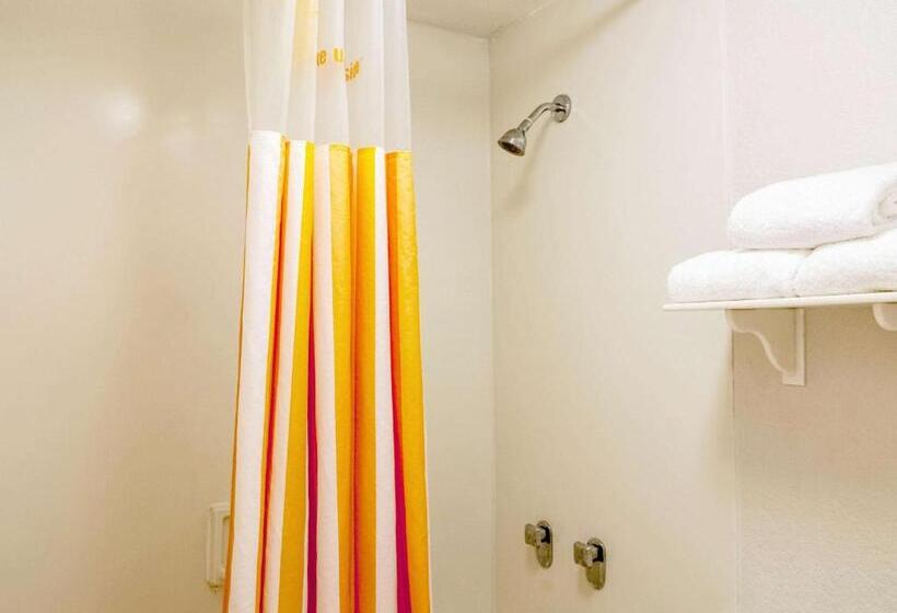 ホテル La Quinta Inn By Wyndham New Orleans Veterans / Metairie