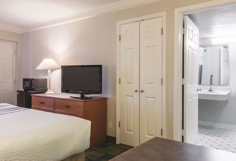 فندق La Quinta Inn By Wyndham New Orleans West Bank / Gretna