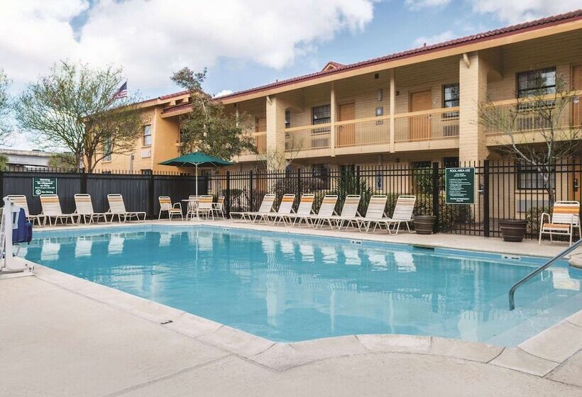 فندق La Quinta Inn By Wyndham New Orleans West Bank / Gretna