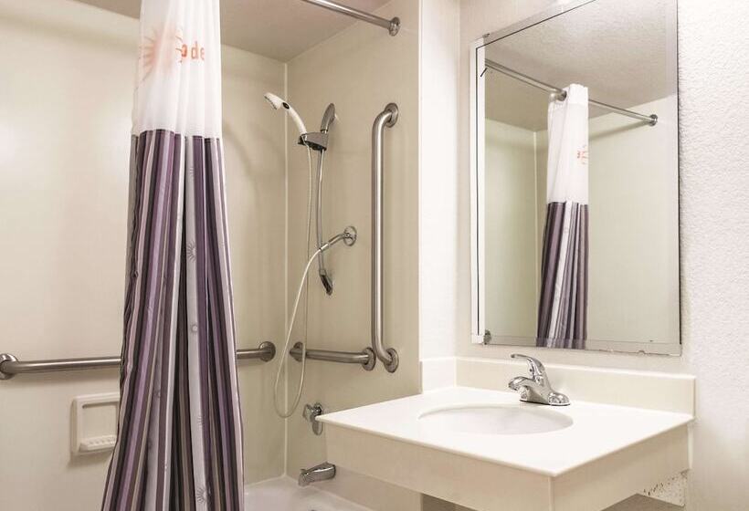 فندق La Quinta Inn By Wyndham New Orleans West Bank / Gretna