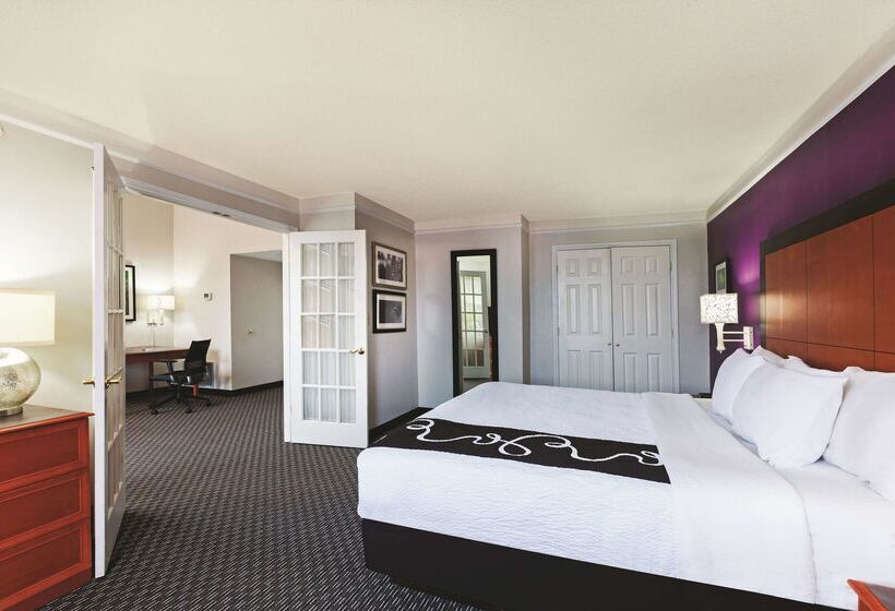 هتل La Quinta Inn By Wyndham Odessa