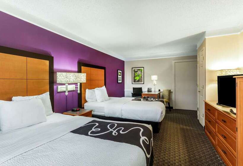 هتل La Quinta Inn By Wyndham Odessa