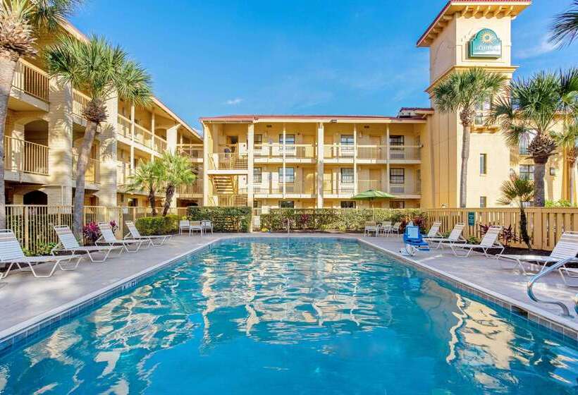 هتل La Quinta Inn By Wyndham Orlando Airport West