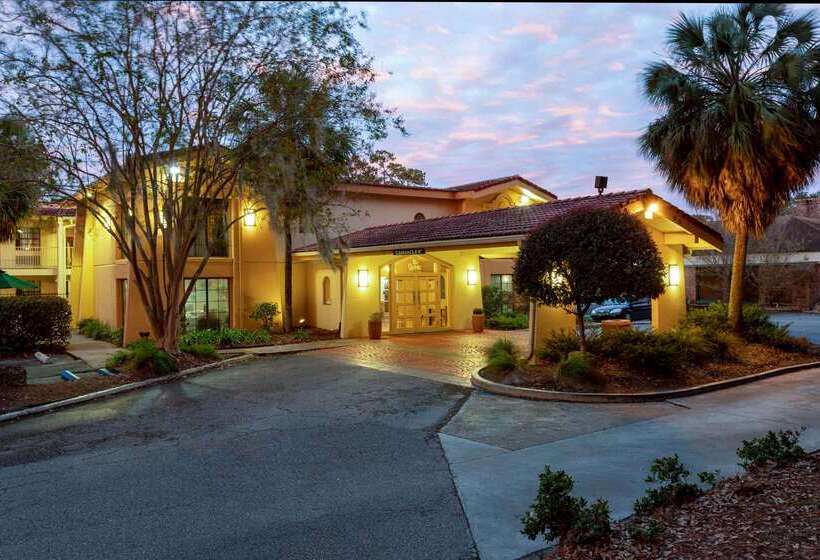 فندق La Quinta Inn By Wyndham Tallahassee North
