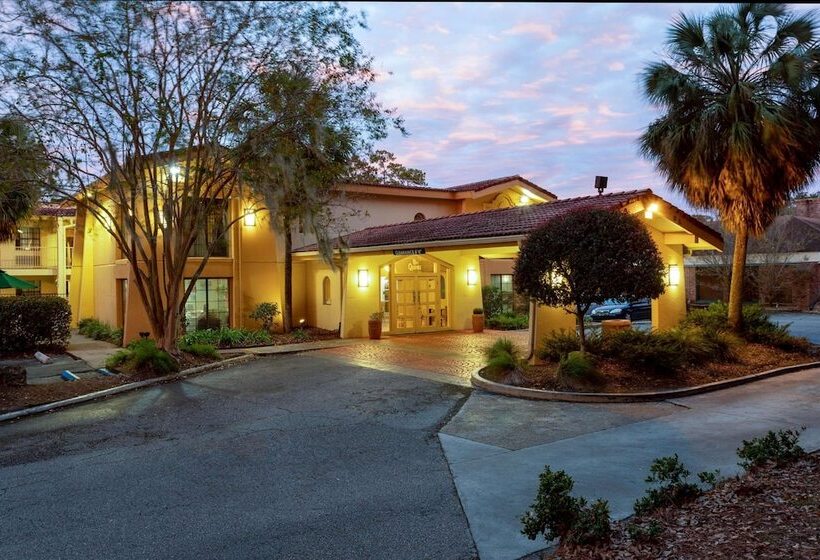 فندق La Quinta Inn By Wyndham Tallahassee North