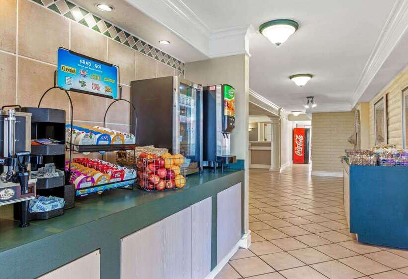 فندق La Quinta Inn By Wyndham Tampa Bay Pinellas Park Clearwater
