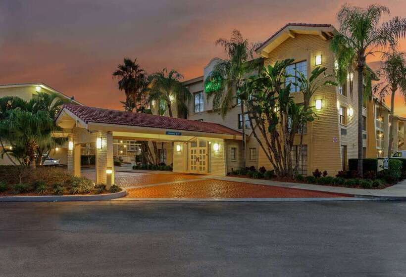 فندق La Quinta Inn By Wyndham Tampa Bay Pinellas Park Clearwater