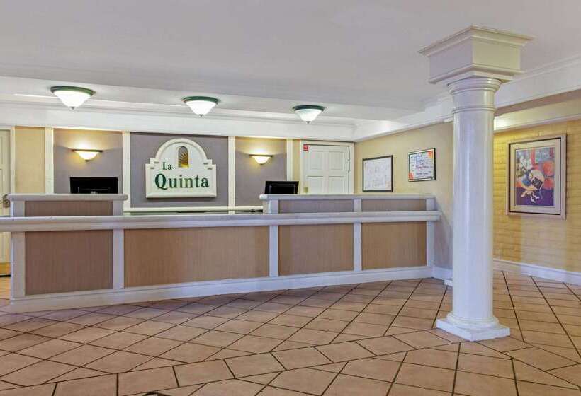فندق La Quinta Inn By Wyndham Tampa Bay Pinellas Park Clearwater