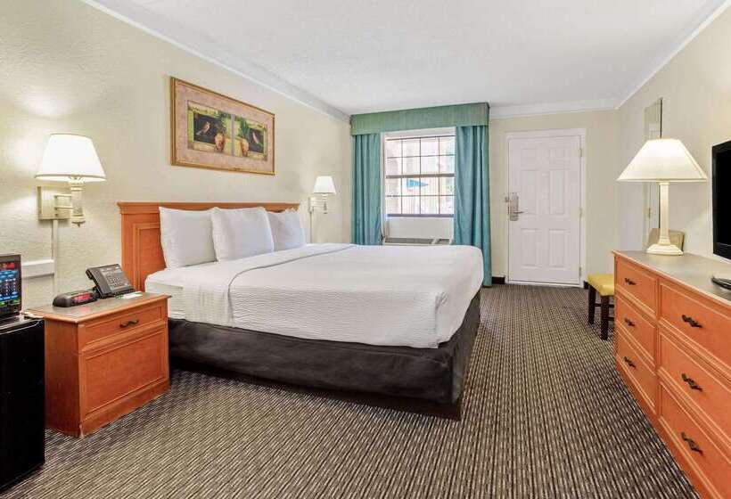 فندق La Quinta Inn By Wyndham Tampa Bay Pinellas Park Clearwater
