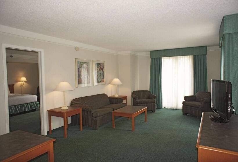 فندق La Quinta Inn By Wyndham Tampa Bay Pinellas Park Clearwater