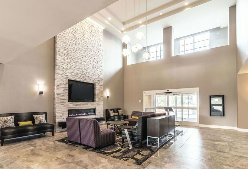 호텔 La Quinta By Wyndham Arlington North 6 Flags Dr