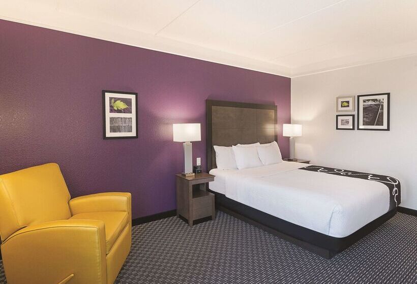 호텔 La Quinta By Wyndham Arlington North 6 Flags Dr