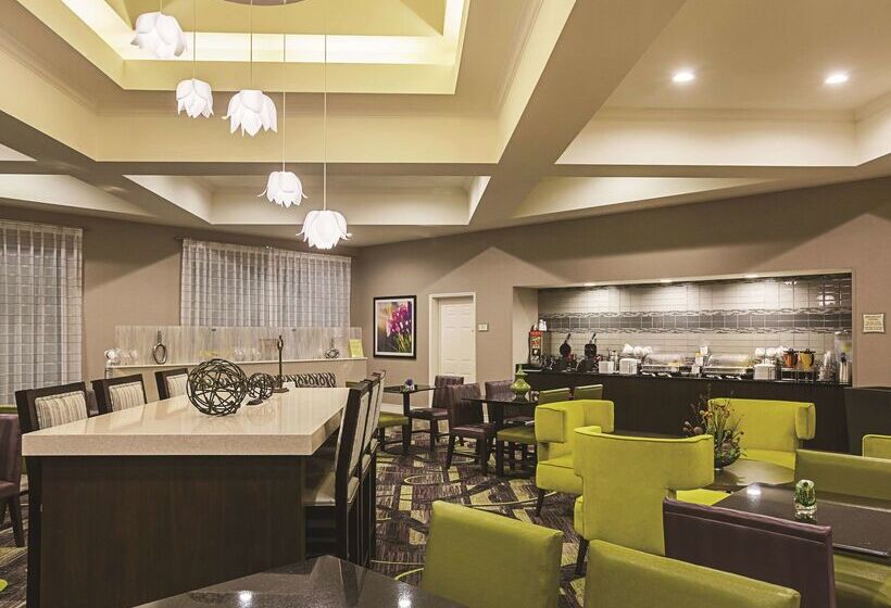 فندق La Quinta By Wyndham Atlanta Alpharetta