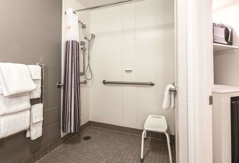 فندق La Quinta By Wyndham Atlanta Alpharetta