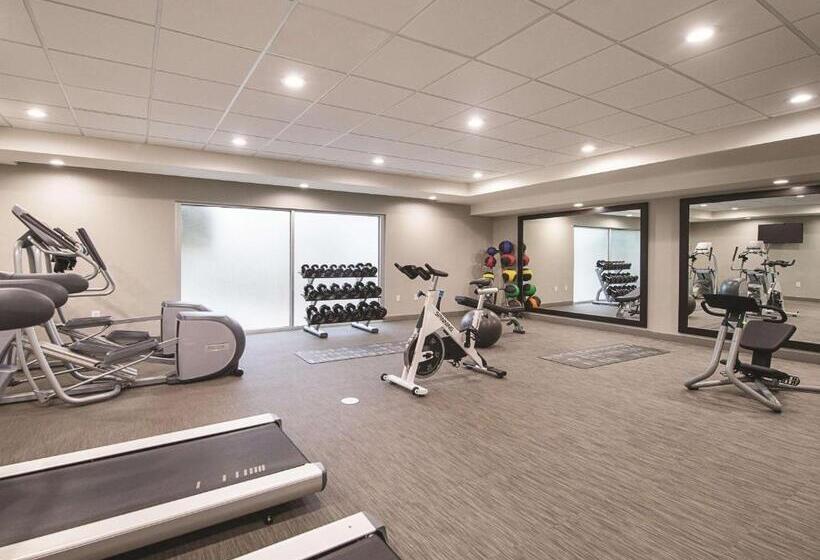 فندق La Quinta By Wyndham Atlanta Alpharetta