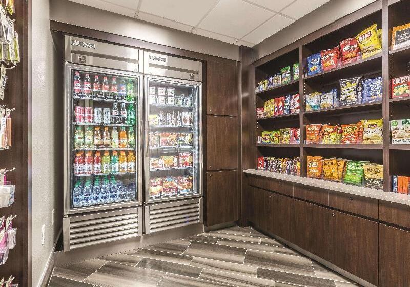 فندق La Quinta By Wyndham Atlanta Alpharetta