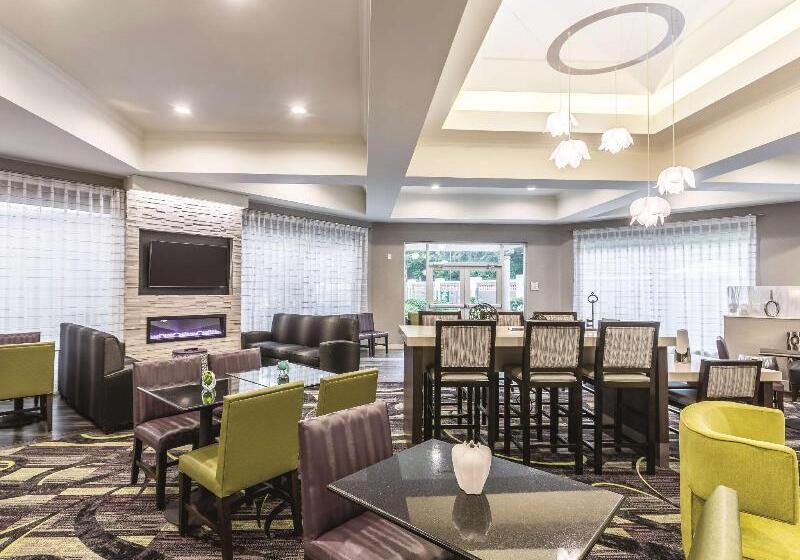 فندق La Quinta By Wyndham Atlanta Alpharetta