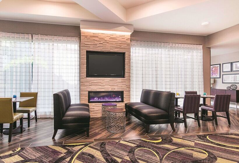 فندق La Quinta By Wyndham Atlanta Conyers