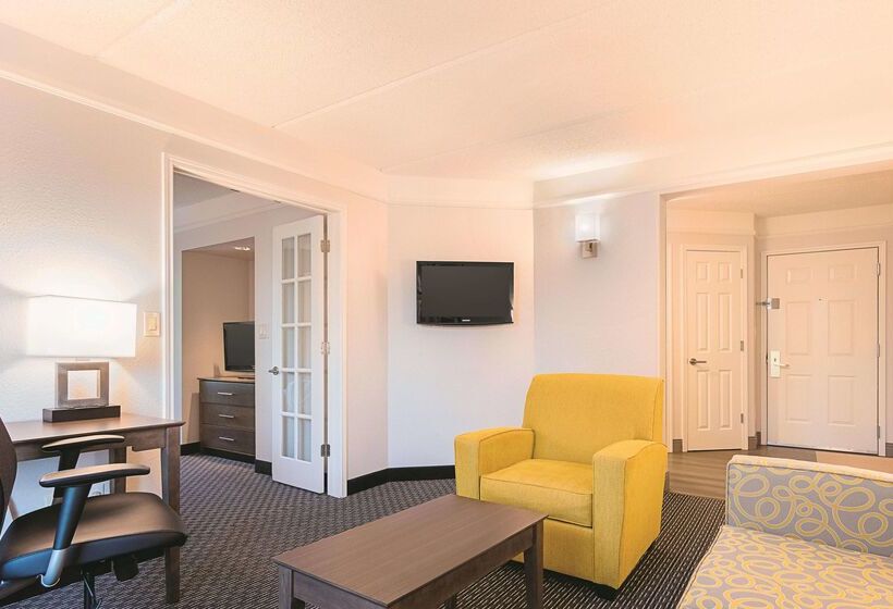 فندق La Quinta By Wyndham Atlanta Conyers